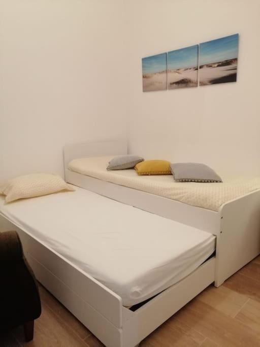 Casa Da Praia Da Poca - Apartamento Tulipa エストリル エクステリア 写真